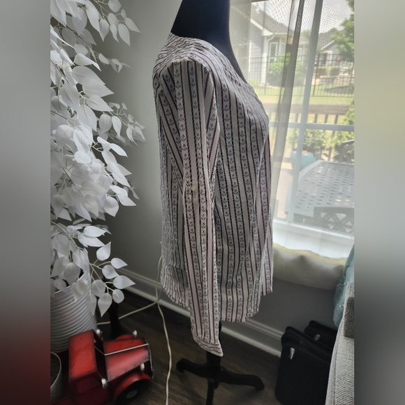 Tommy Hilfiger Red and White Long Sleeve Button Down Blouse Womens Size Small - Picture 3 of 5